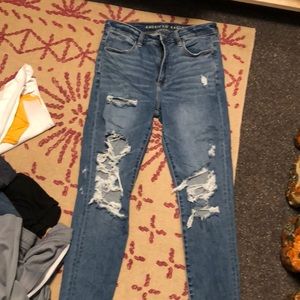 Women’s Distressed Cool Torn Super Hi Jegging jean